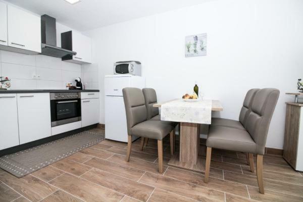 Mara Apartment Rogoznica  Ngoại thất bức ảnh